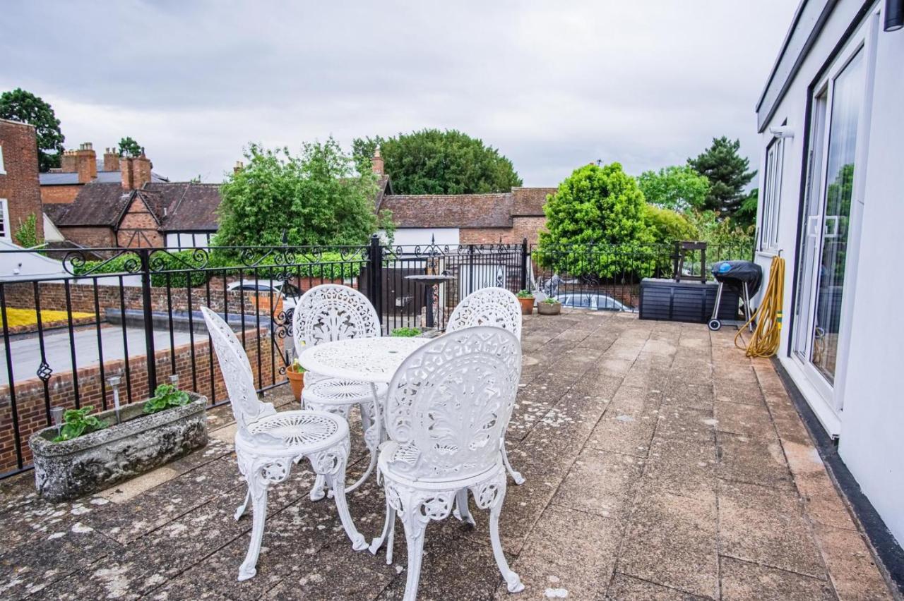 Tallets Apartment With Balcony & Parking Tewkesbury Extérieur photo