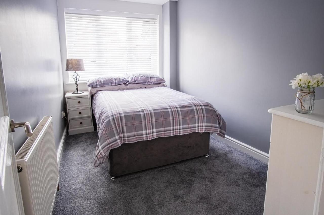 Tallets Apartment With Balcony & Parking Tewkesbury Extérieur photo